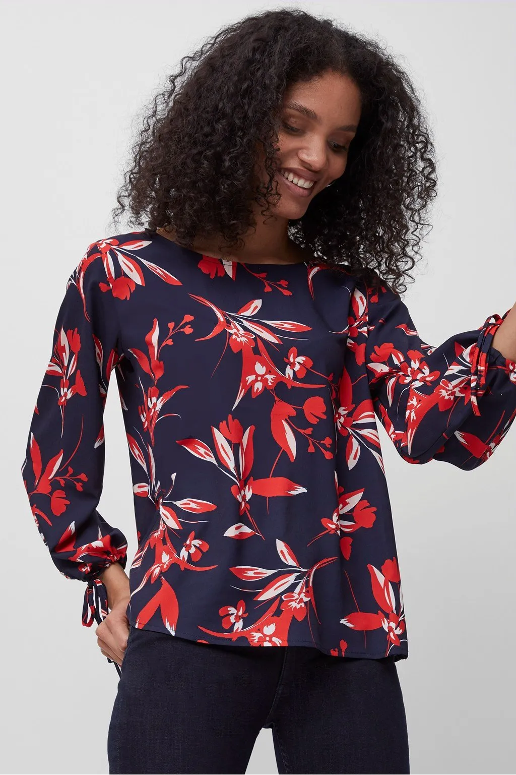 French Connection ELVIA CREPE LIGHT LONG SLEEVE TOP in Navy 72QCF