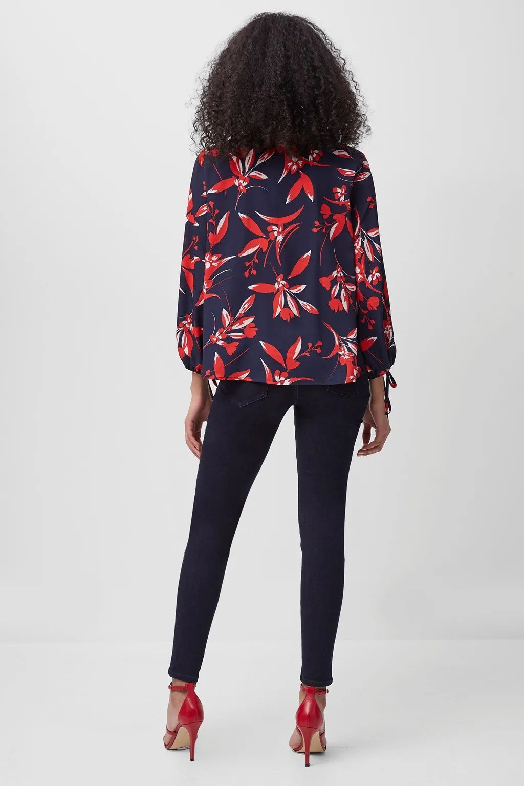 French Connection ELVIA CREPE LIGHT LONG SLEEVE TOP in Navy 72QCF