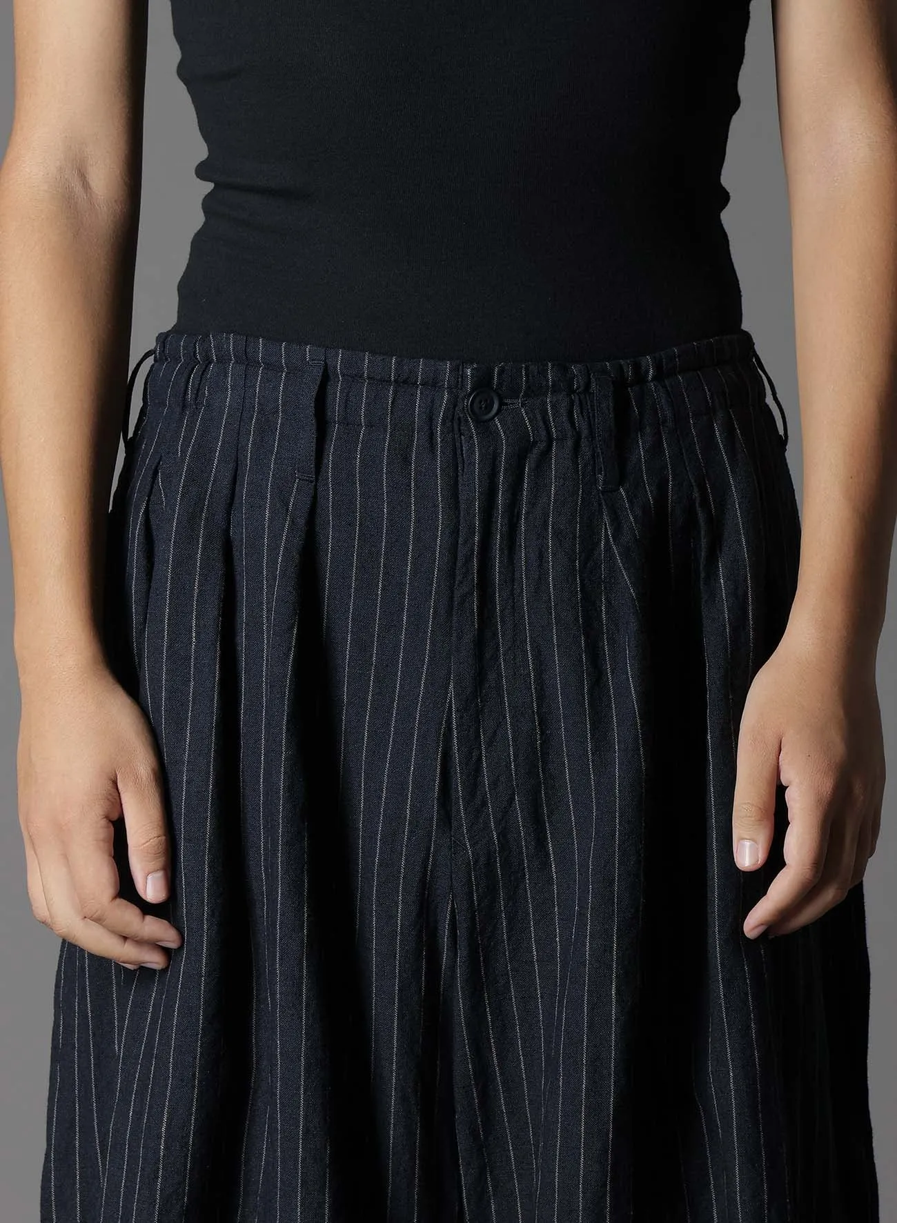 LIGHT DONGGOROS BALLOON PANTS