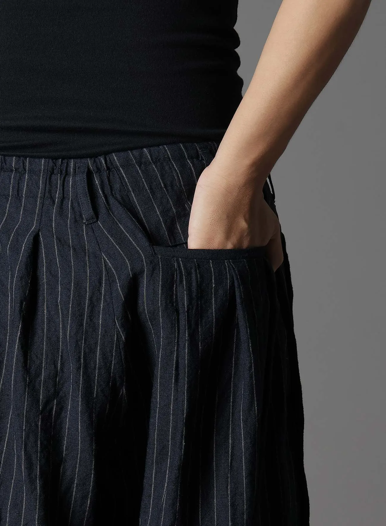 LIGHT DONGGOROS BALLOON PANTS