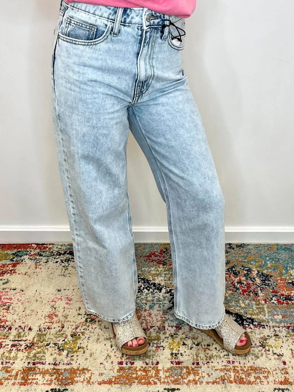 Sara High Waist Wide Leg Straight Jean - Light Wash