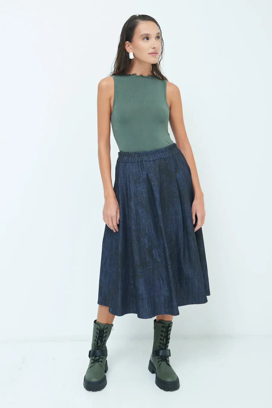 Textured pleated midi skirt wholesale