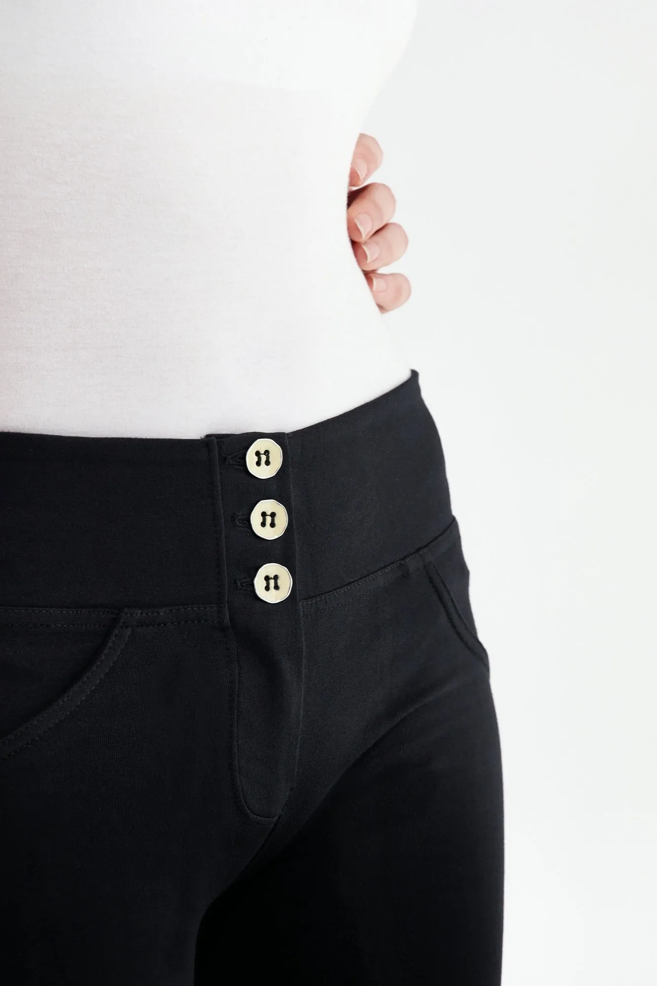 (WRUP1MC001ORG-N) Katoenen Mid Waist WR.UP® met Knoop Sluiting